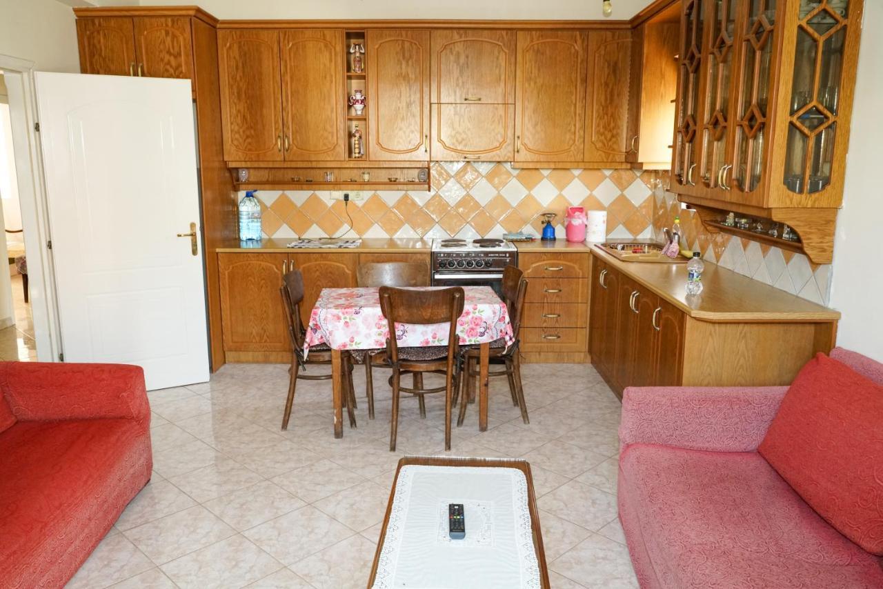 Connie'S Apartments Sarande Luaran gambar